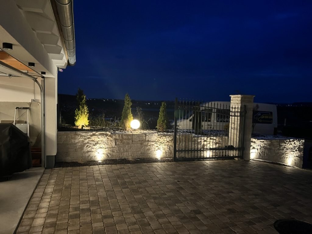 Smart Home Villa Nacht